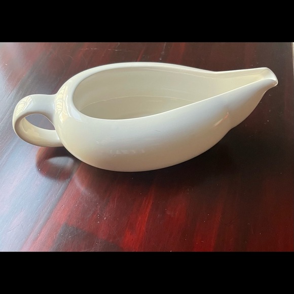 Home Style Cream Gravy Boat - Picture 3 of 9